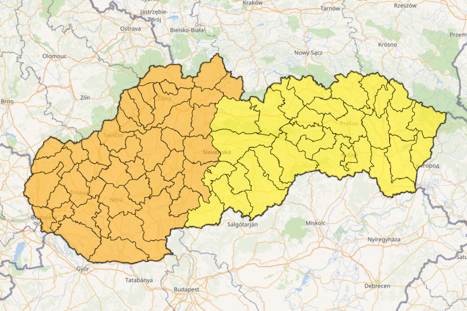 Výstrahy SHMÚ (mapa platná v čase 21.29 h). | Zdroj: SHMÚ