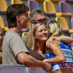 Dojímavý moment, kedy Gymerská vybehla k tribúne | Zdroj: Slovenský atletický zväz