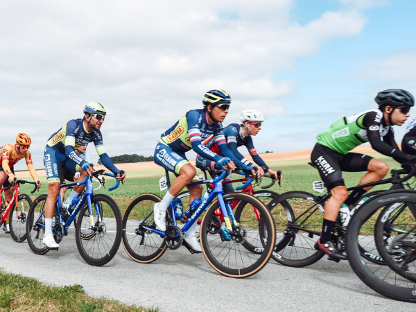 Cyklisti počas pretekov | Foto: Jan Melicher, okoloslovenska.com