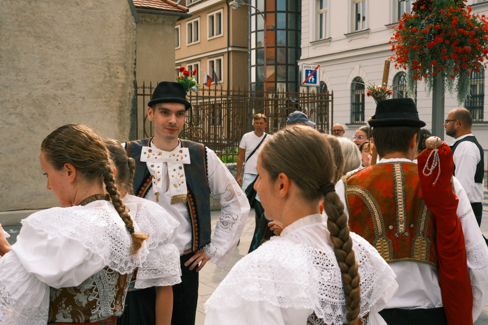 Sprievod prerušil ranný lejak v Trnave. | Foto: dv, Trnavské rádio