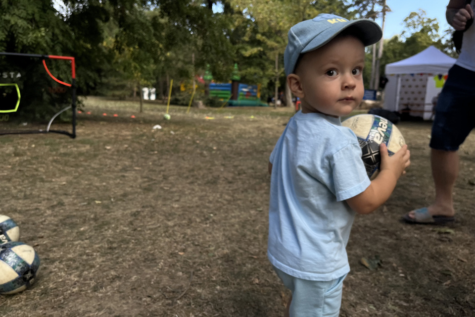 Malého návštevníka zabavil najmä futbal | Foto: Alexandra Štofirová, Trnavské rádio