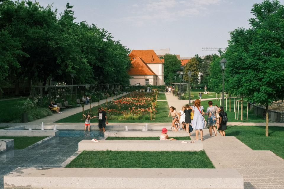 Ružový park. | Foto: Pavol Holý, Trnavské rádio