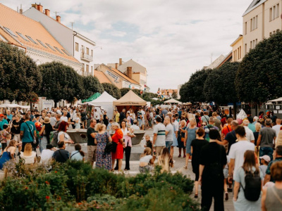 Na jarmok radšej s dáždnikom | Foto: Zaži v Trnave