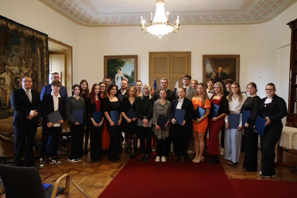 V Hlohovci začína fungovať mládežnícky parlament | Zdroj: Mesto Hlohovec