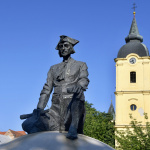 Pamätník Mórica Beňovského vo Vrbovom | Foto: TASR