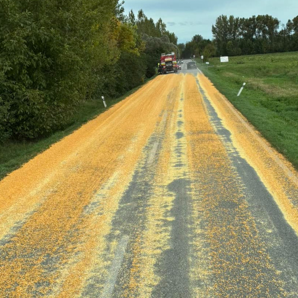 Komu sa vysypal náklad, zverejnené nebolo. | Foto: Robert Kovacs, TKDS-NKÚ, fb
