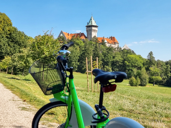 Zdieľané zelené bicykle v Smoleniciach | Zdroj: FB Obec Smolenice
