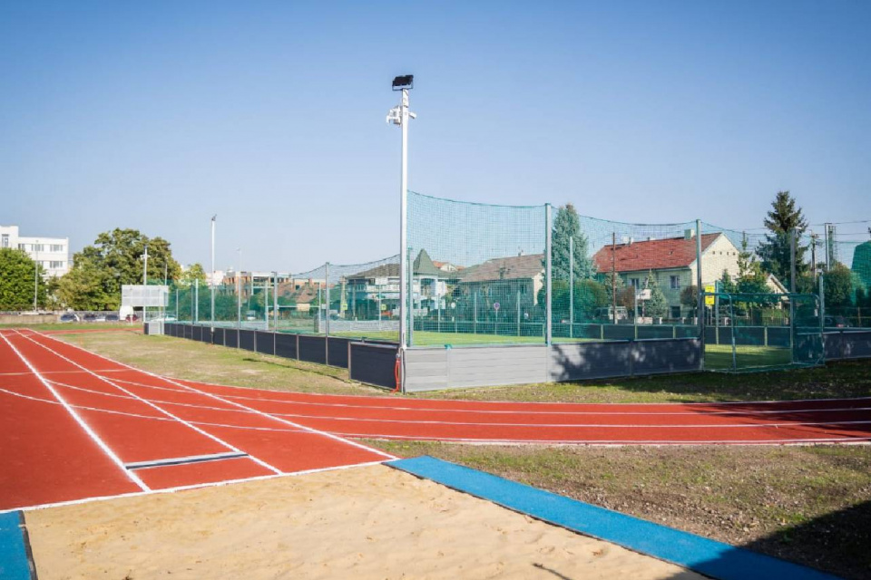 Podobný ovál, ktorý vznikne v Senici sa nachádza aj v Dunajskej Strede | Zdroj: TTSK 