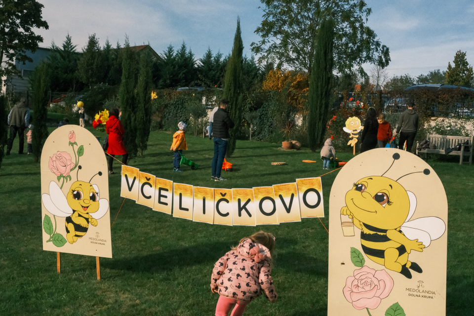 Medobranie v Medolandii v Dolnej Krupej. | Foto: dv, Trnavské rádio