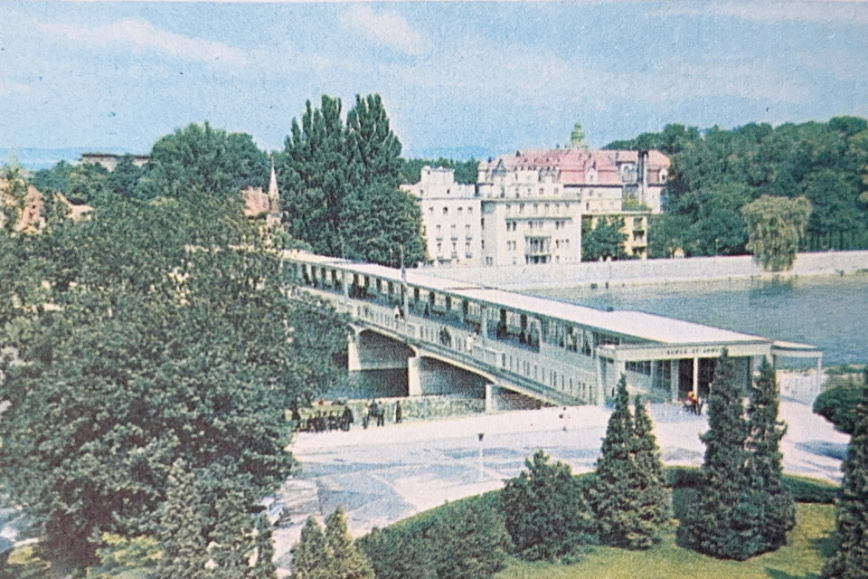 Fotografia Piešťan z dobovej turistickej brožúry. | Reprofoto: Pavol Holý, Trnavské rádio