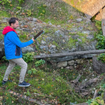 Andrej Žitňan pri prácach na dokumentovaní pozostatkov veže | Foto: dv, Trnavské rádio