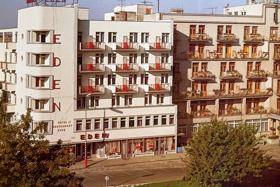 Interhotel Eden a liečebný dom Jalta. | Zdroj: Eugen Jurisa, Ivan Ondrejkovič - Piešťany, 1978, Osveta