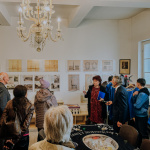 Výstavou sprevádzala návštevníkov riaditeľka Štátneho archívu v Trnave Júlia Ragačová | Foto: Zuzana Benková, Trnavské rádio