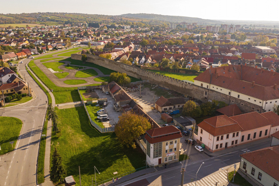 Mestský park pod hradbami bude čoskoro realitou | Zdroj: Mesto Skalica