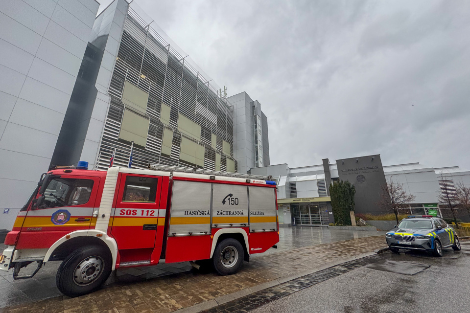 Aktuálna situácia pred Univerzitou | Foto: dv, Trnavské rádio