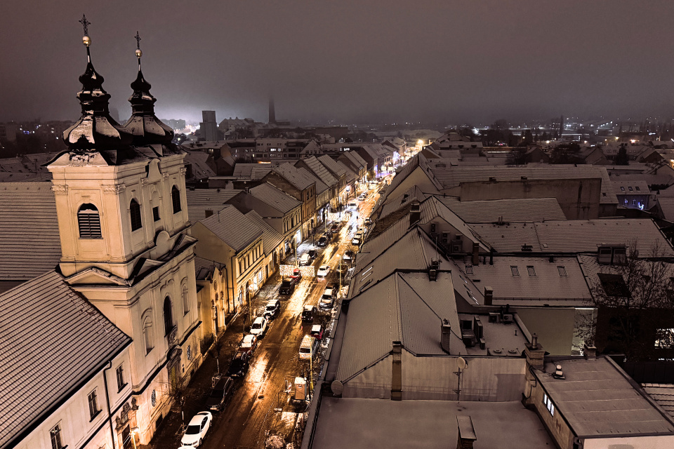 Pohľad z mestskej veže (6. 12. 2024). | Foto: dv