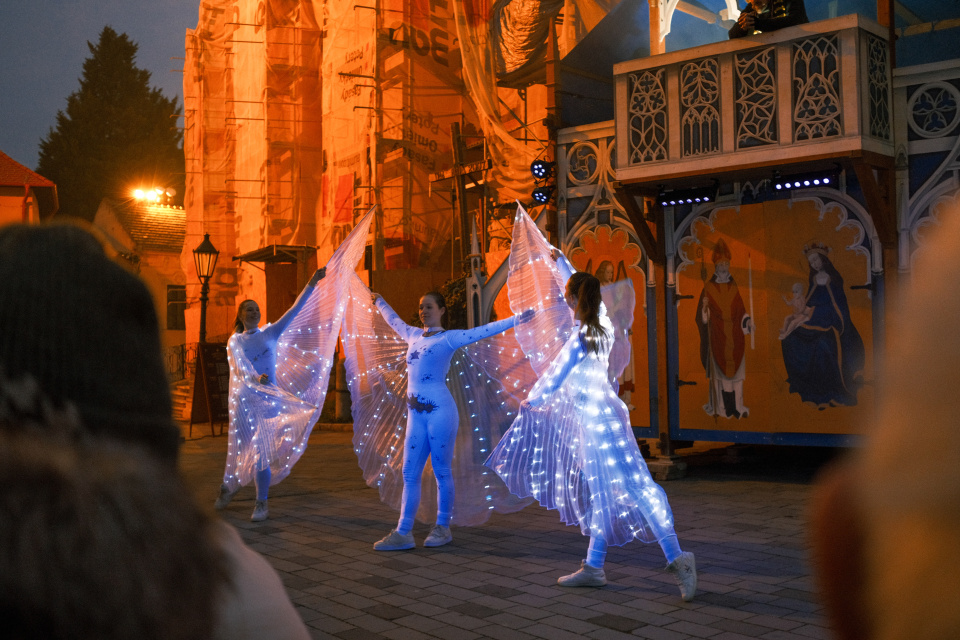 Stredoveké adventné trhy majú špeciálnu atmosféru. | Foto: ph, red.