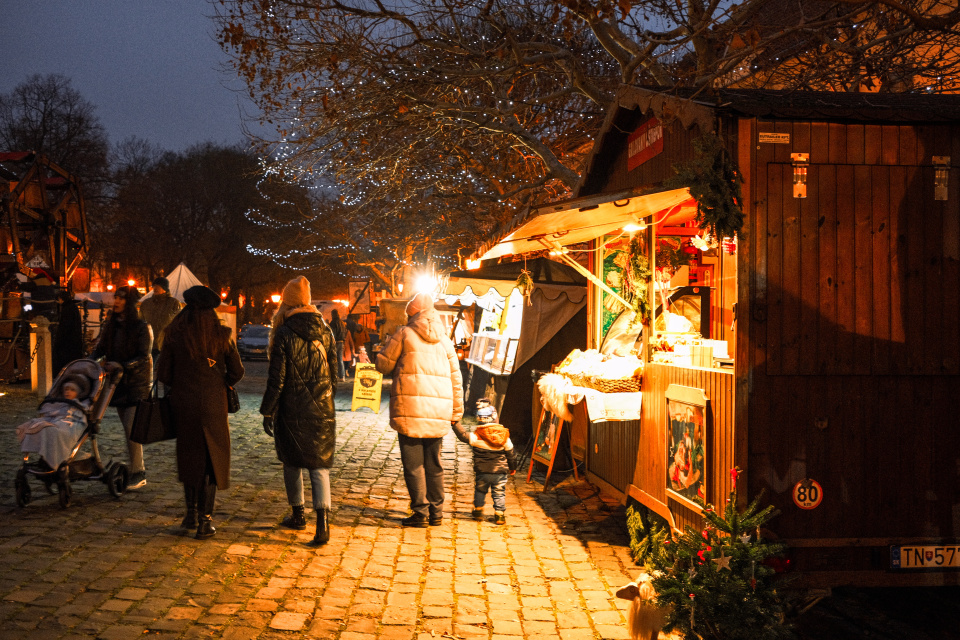 Stredoveké adventné trhy majú špeciálnu atmosféru. | Foto: ph, red.