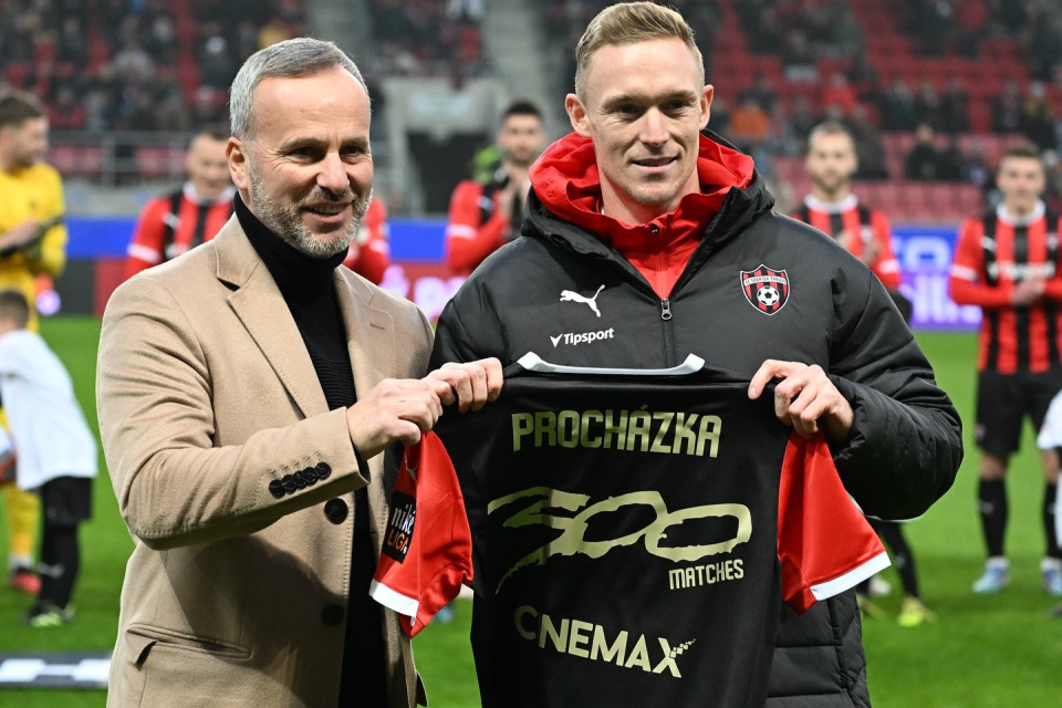 Procházka oslávil 300 ligových štartov | Zdroj: FC Spartak Trnava 