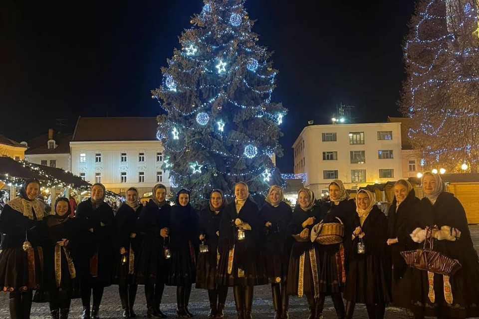 UFS Trnafčan vystúpi v meste už v utorok večer | Zdroj: Fb Univerzitný folklórny súbor Trnafčan 