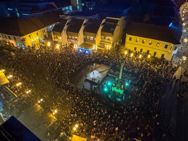 Zhromaždenie na Trojičnom námestí v Trnave | Foto: Pavol Holý, Trnavské rádio