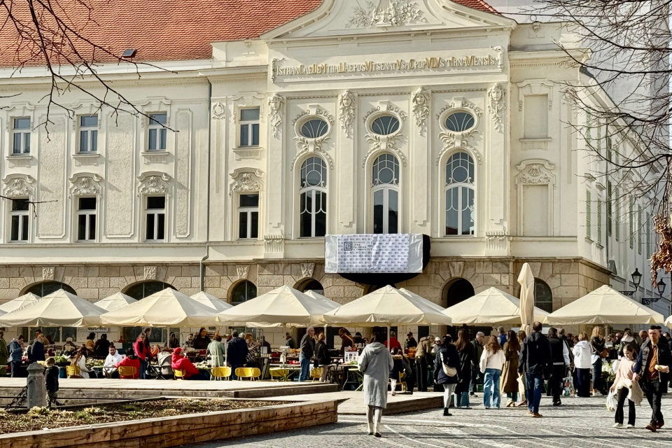 Na mestskom trhu vládne takmer letná atmosféra. | Foto: Trnavské rádio