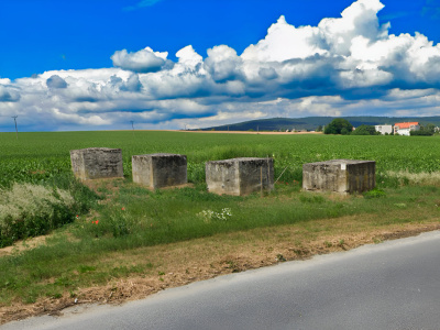 Zachovaný uzáver pred obcou Dechtice (ilustračné foto). | Zdroj: Google Street View