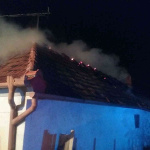 Požiar domu v Dolných Salibách | Zdroj: KR HaZZ v Trnave
