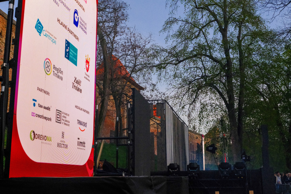 Pašie - Cesta pútnika v Sade Antona Bernoláka v Trnave. | Foto: dv