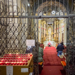 Veriaci dnes venujú svoj čas aj poklone pri hrobe Krista. Na snímke Bazilika sv. Mikuláša v Trnave. | Foto: Trnavské