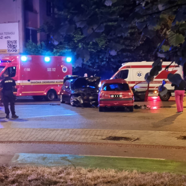 Na mieste zasahovali všetky záchranárske zložky. | Anonymný účastník, Trnava, fb