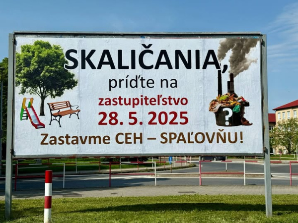 Odporcovia spaľovne spísali petíciu a postavili pútač. | Foto: Ján Škojec