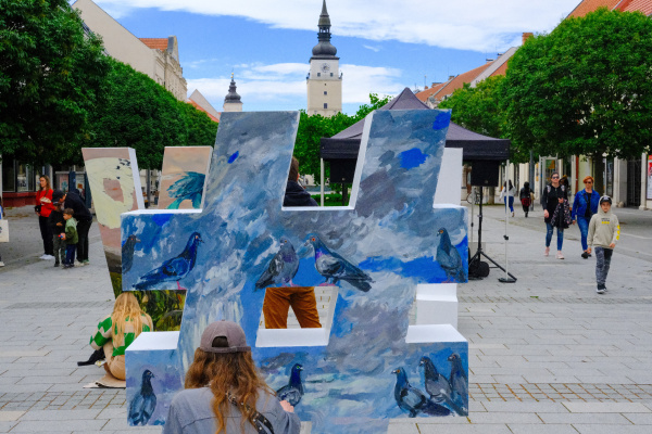 Témou umelcov je dážď. | Foto: Trnavské
