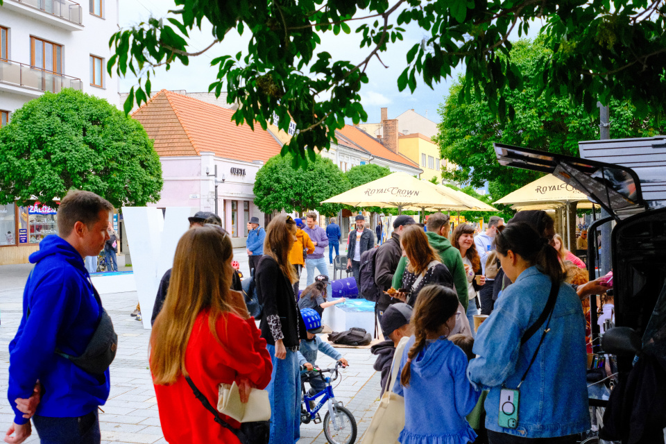 Prichystaný bol aj workshopový stôl pre detičky I Foto: Trnavské rádio