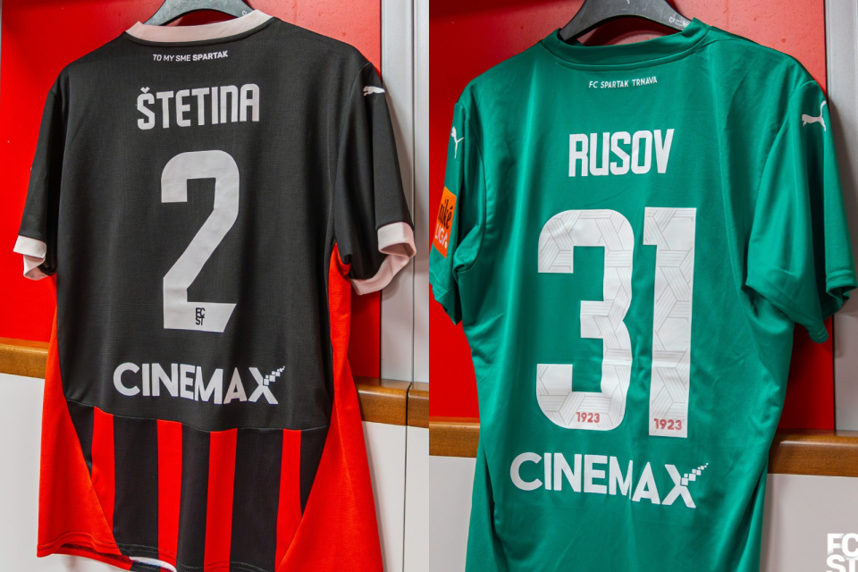 Zavesia dresy na klinec. | Foto: Spartak Trnava