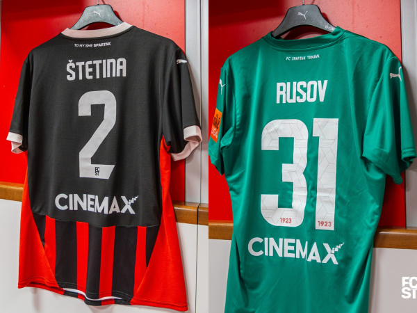 Zavesia dresy na klinec. | Foto: Spartak Trnava