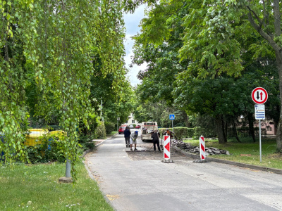 Práce na novom spomaľovači pokračujú | Foto: Zuzana Benková, trnavské rádio