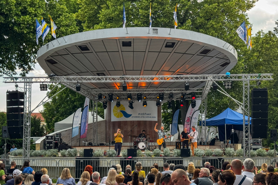Koncert Roba Opatovského vysielame naživo práve teraz. | Foto: red.