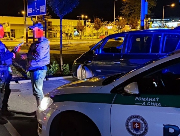 Hliadky zastavili dvakrát to isté auto | Zdroj: KR PZ Trnava