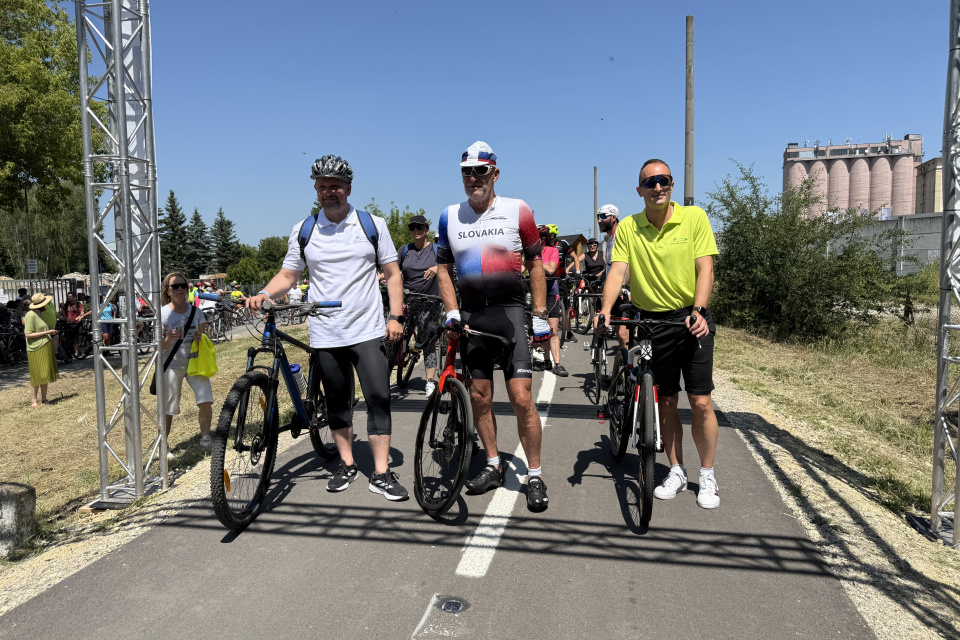 Úvodná trojica cyklo pelotónu | Foto: Michaela Martišíková, Trnavské rádio