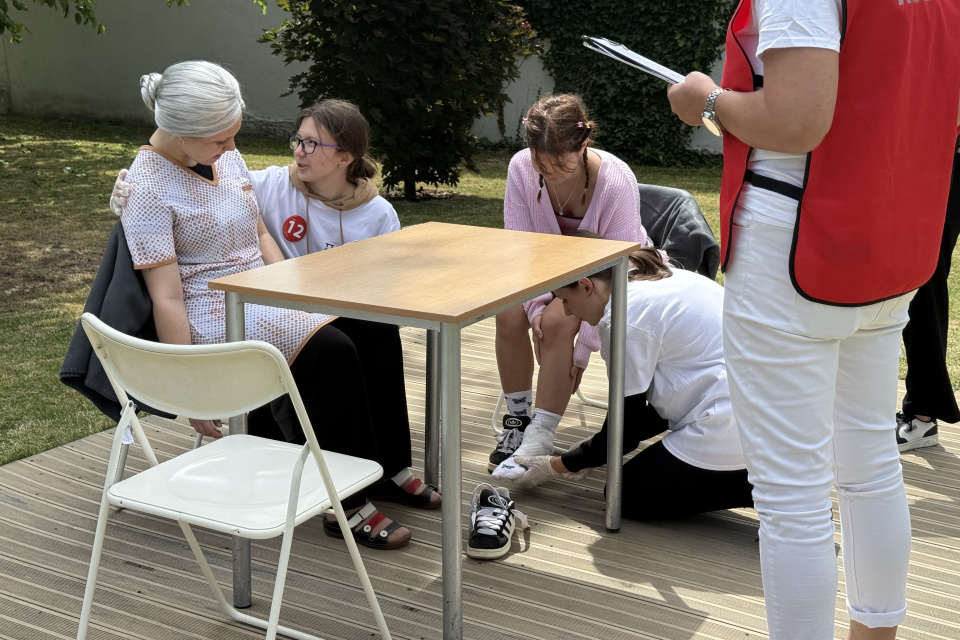 (Modelová situácia) Čašníčka omylom obarila zákazníčku | Foto: Michaela Martišíková, Trnavské rádio